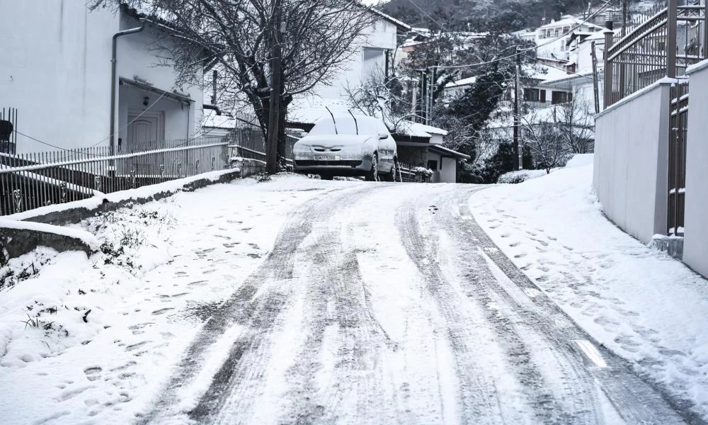 Κακοκαιρία «Λέανδρος»: Πολικό ψύχος και χιόνι και την Κυριακή